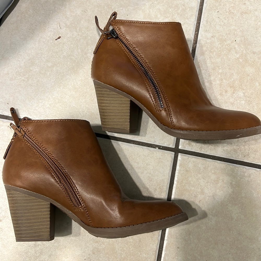 Faded Glory Women's Two-Zip Heel Boot